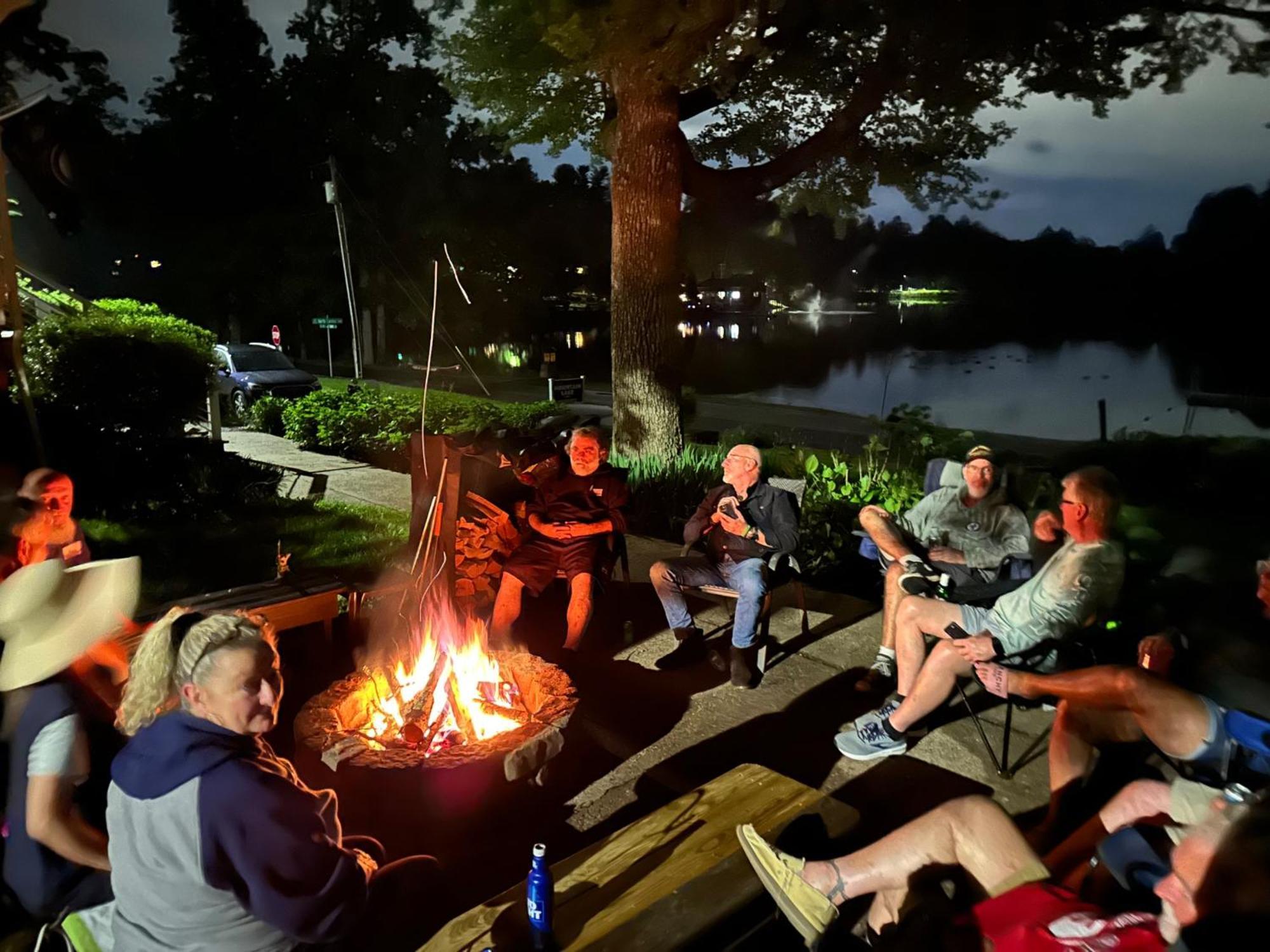 Mountain Lake Cottages Hendersonville Bagian luar foto