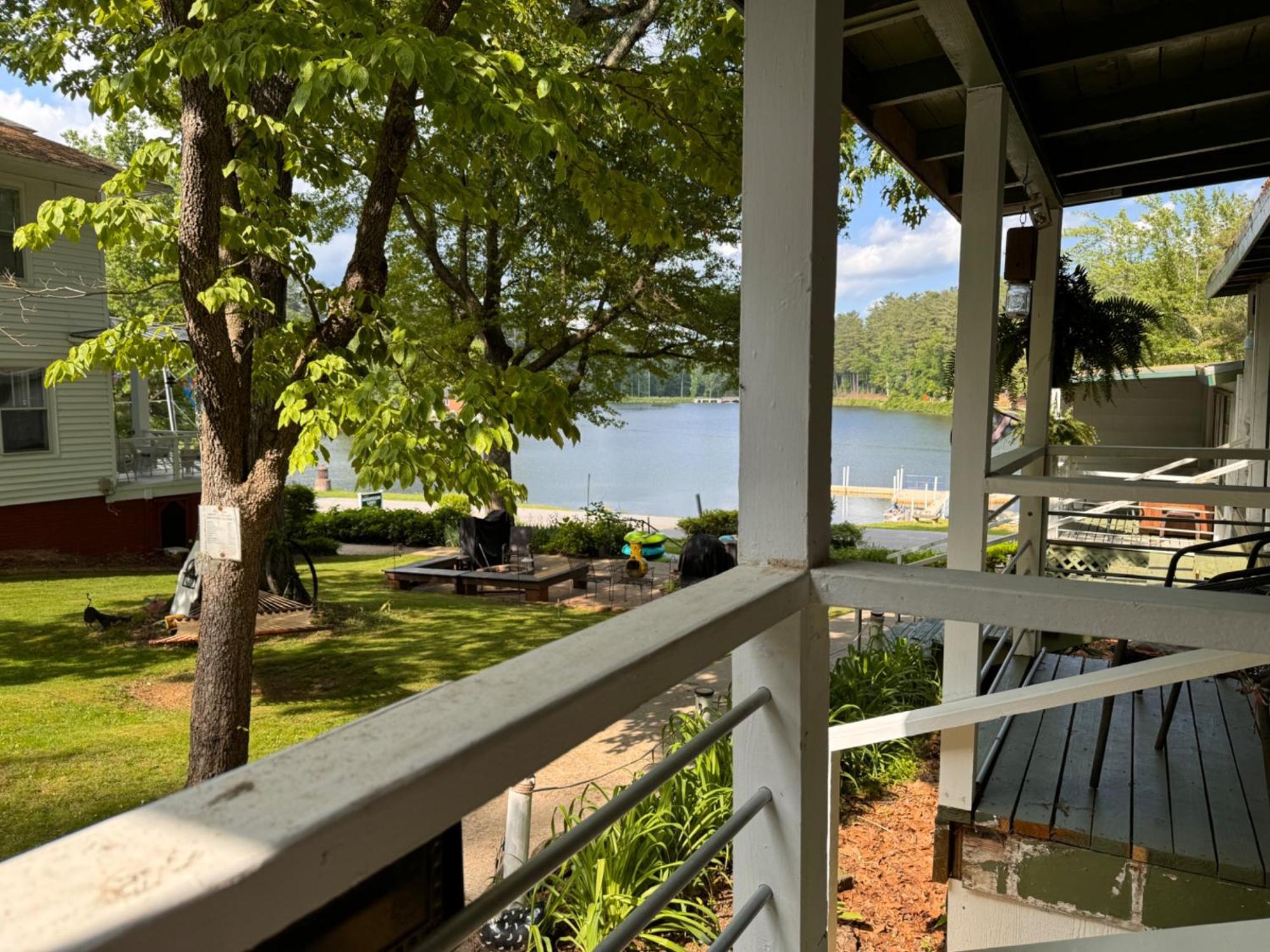Mountain Lake Cottages Hendersonville Bagian luar foto