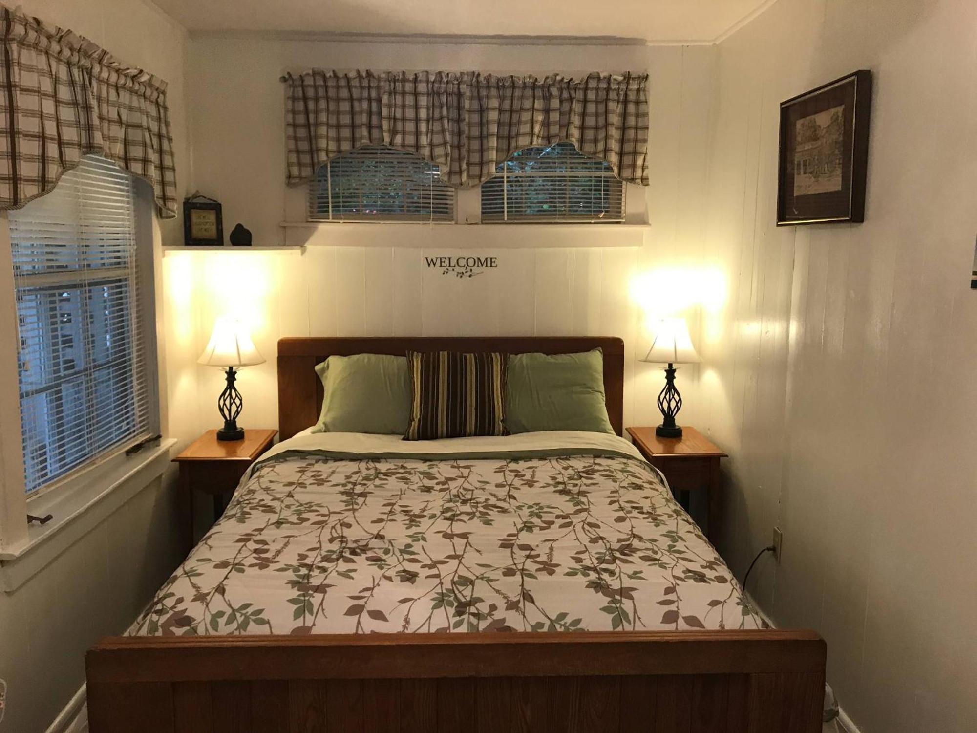 Mountain Lake Cottages Hendersonville Bagian luar foto