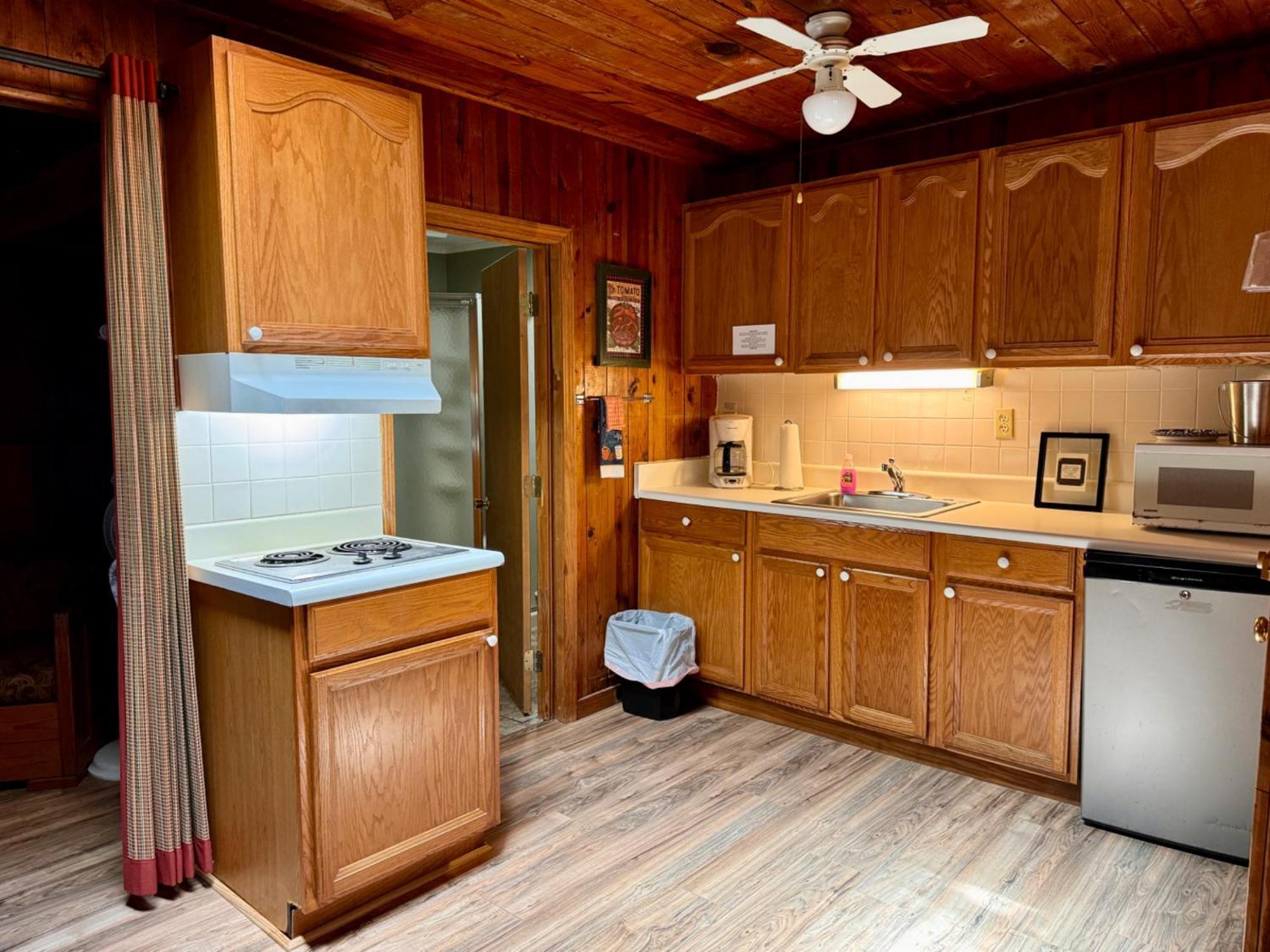 Mountain Lake Cottages Hendersonville Bagian luar foto