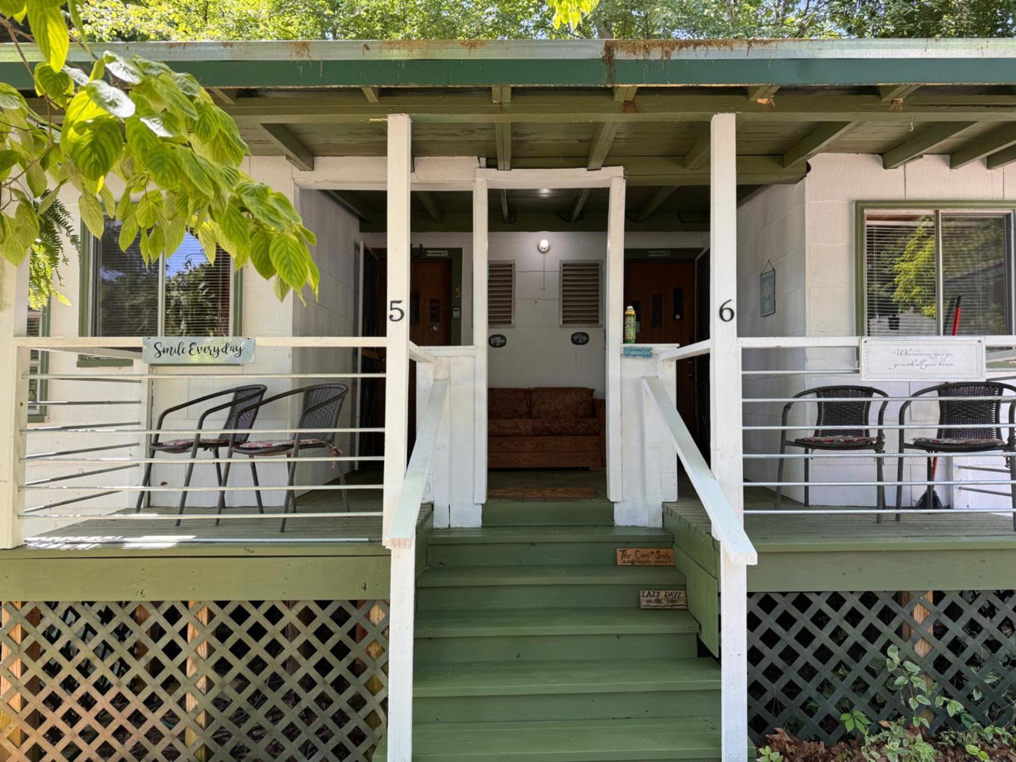 Mountain Lake Cottages Hendersonville Bagian luar foto