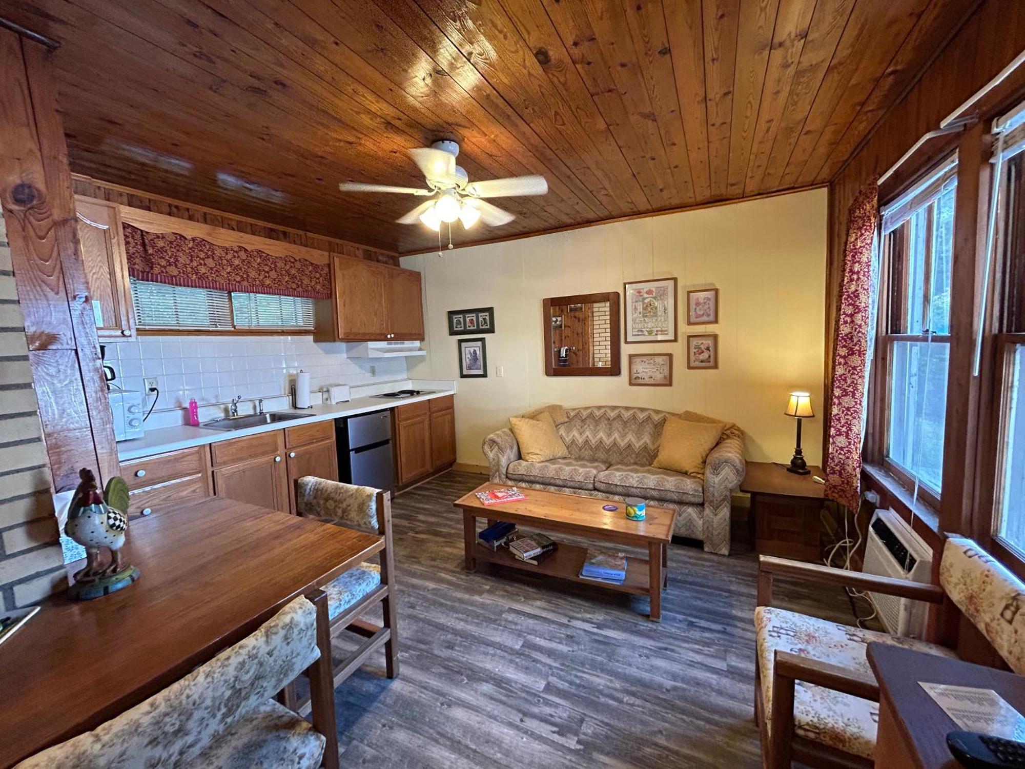 Mountain Lake Cottages Hendersonville Bagian luar foto